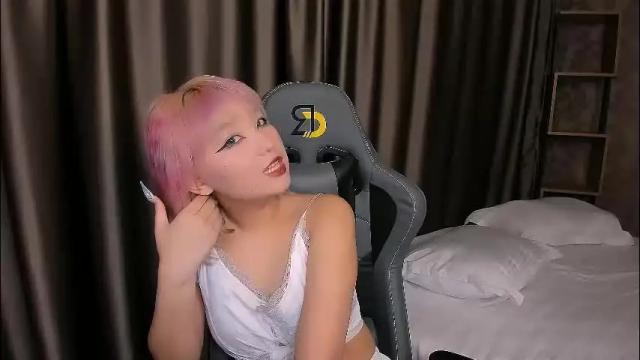 Image 2 of milla_waves Stream on Chaturbate on 1 month ago