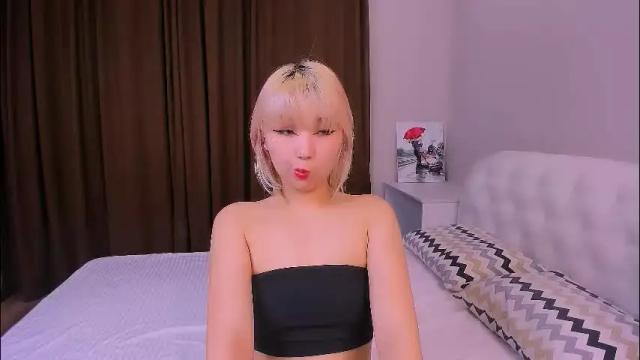Image 8 of milla_waves Stream on Chaturbate on 23 days ago