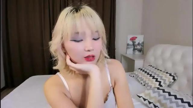 Image 2 of milla_waves Stream on Chaturbate on 1 month ago