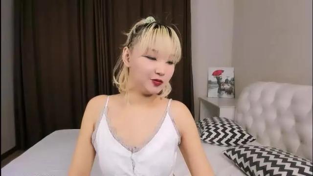 Image 11 of milla_waves Stream on Chaturbate on 1 month ago