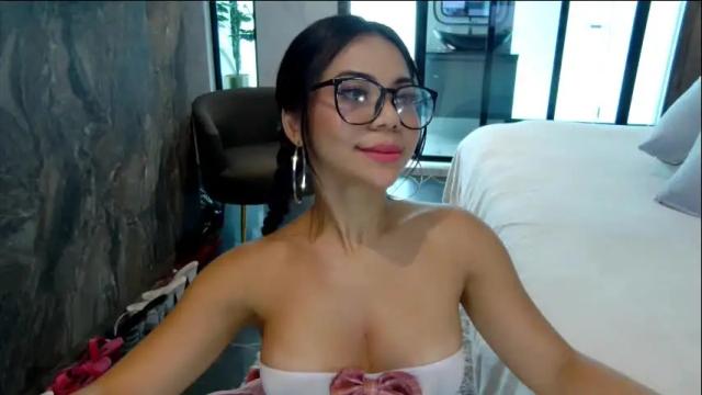 Image 2 of millabelle Stream on Chaturbate on 18 days ago