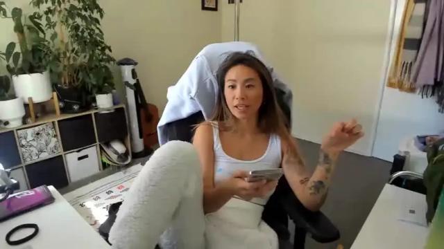 Image 2 of millamischief Stream on Chaturbate on 19 months ago