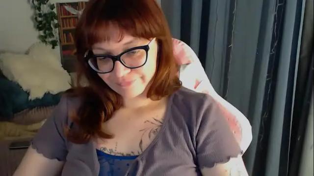 Image 4 of millapoolys Stream on Chaturbate on 2 months ago