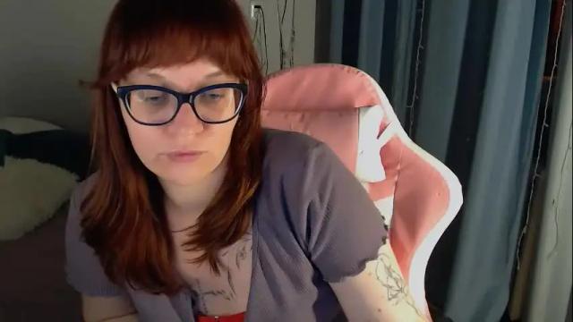 Image 10 of millapoolys Stream on Chaturbate on 2 months ago