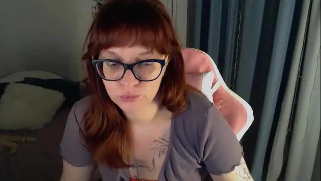 Image 2 of millapoolys Stream on Chaturbate on 2 months ago
