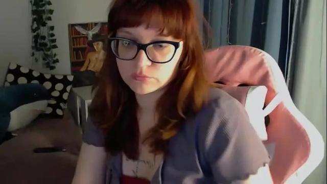 Image 4 of millapoolys Stream on Chaturbate on 1 month ago