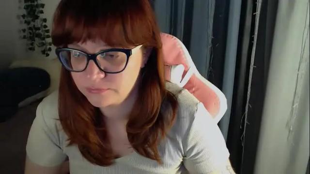 Image 3 of millapoolys Stream on Chaturbate on 1 month ago