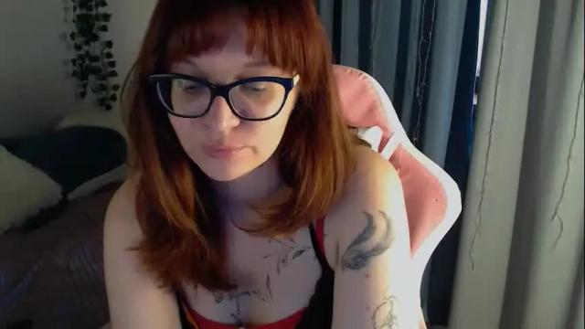 Image 12 of millapoolys Stream on Chaturbate on 1 month ago