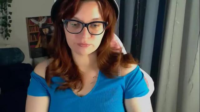 Image 3 of millapoolys Stream on Chaturbate on 1 month ago