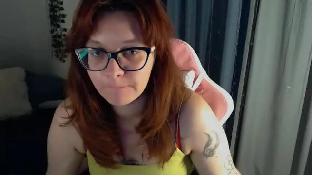 Image 2 of millapoolys Stream on Chaturbate on 1 month ago
