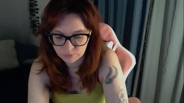 Image 3 of millapoolys Stream on Chaturbate on 1 month ago