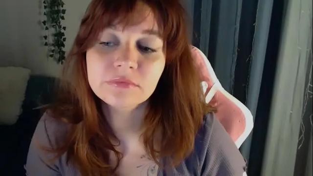 Image 2 of millapoolys Stream on Chaturbate on 1 month ago