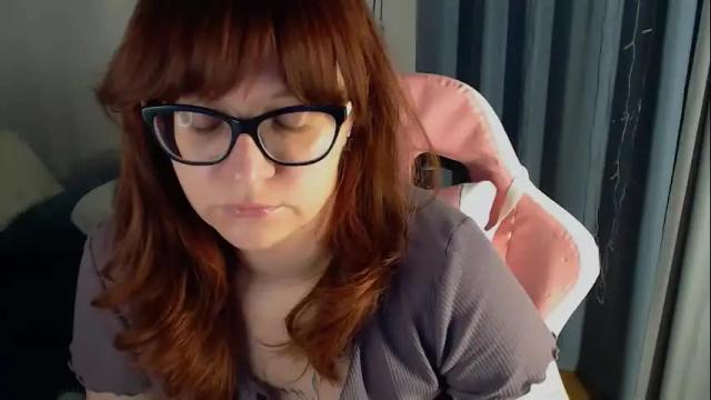 Image 2 of millapoolys Stream on Chaturbate on 19 days ago