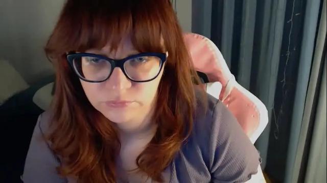 Image 3 of millapoolys Stream on Chaturbate on 19 days ago