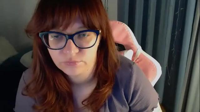 Image 4 of millapoolys Stream on Chaturbate on 19 days ago
