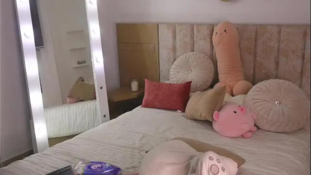 Image 7 of millarousse1 Stream on Chaturbate on 21 days ago