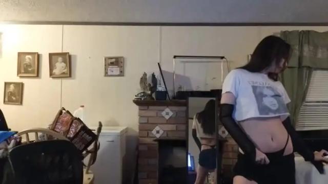 Image 6 of millasdarkspace Stream on Chaturbate on 14 months ago