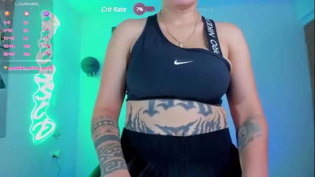 Image 4 of milley_rose Stream on Chaturbate on 1 month ago