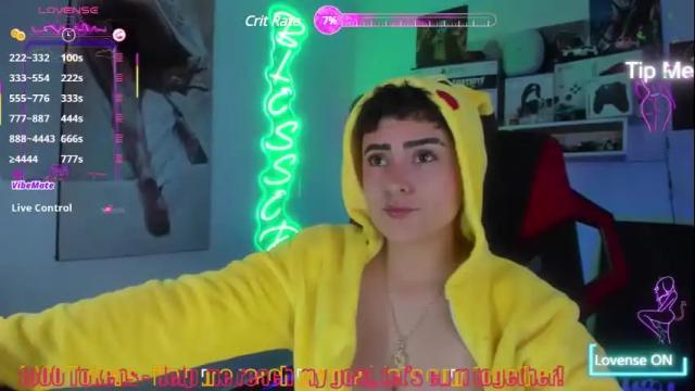 Image 3 of milley_rose Stream on Chaturbate on 1 month ago