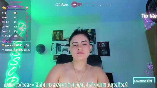 Image 3 of milley_rose Stream on Chaturbate on 15 days ago