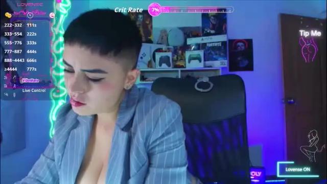 Image 2 of milley_rose Stream on Chaturbate on 2 months ago