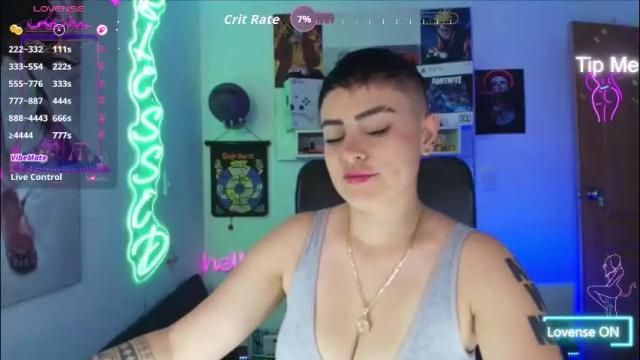 Image 3 of milley_rose Stream on Chaturbate on 1 month ago