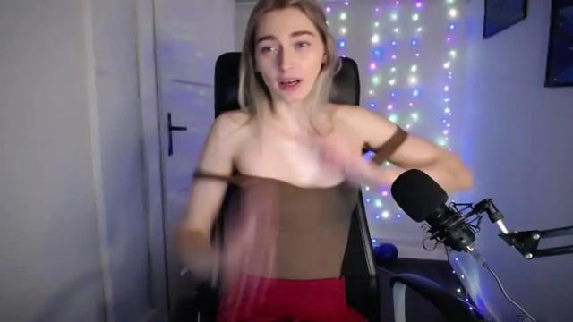 Image 2 of millie_lacroix Stream on Chaturbate on 13 months ago