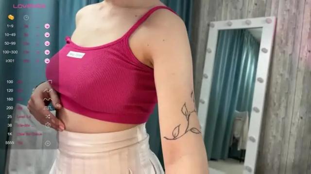 Image 10 of millie_way Stream on Chaturbate on 15 months ago