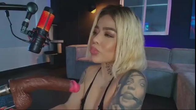 Image 8 of milliejhonson Stream on Chaturbate on 3 months ago