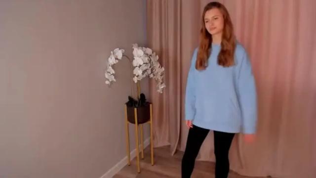 Image 12 of milliesemilia Stream on Chaturbate on 19 months ago