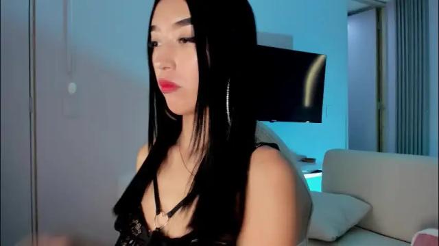 Image 2 of millieskinny_ Stream on Chaturbate on 1 month ago