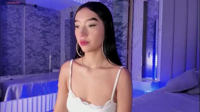 Image 8 of millieskinny_ Stream on Chaturbate on 1 month ago