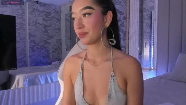 Image 2 of millieskinny_ Stream on Chaturbate on 1 month ago