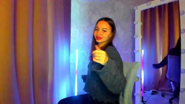 Image 8 of million_million Stream on Chaturbate on 14 months ago