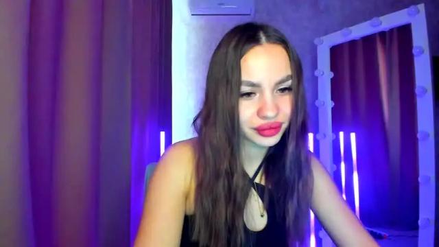 Image 2 of million_million Stream on Chaturbate on 14 months ago