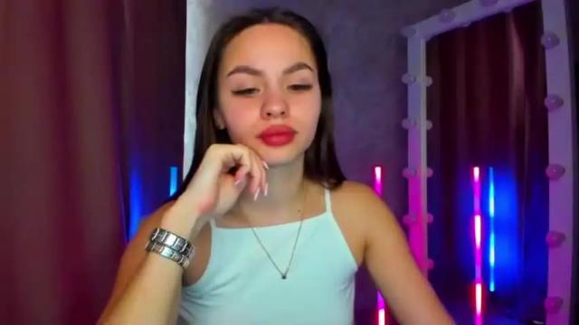 Image 8 of million_million Stream on Chaturbate on 14 months ago