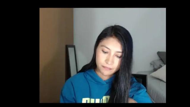 Image 7 of milly__taylor Stream on Chaturbate on 18 months ago