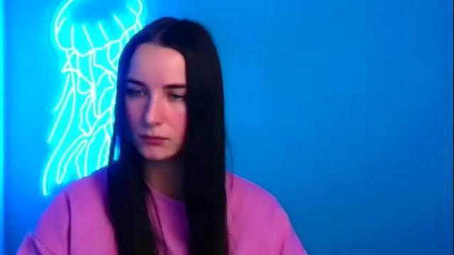 Image 3 of milly_liss Stream on Chaturbate on 1 month ago