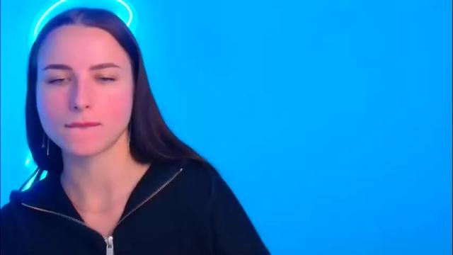 Image 10 of milly_liss Stream on Chaturbate on 4 months ago