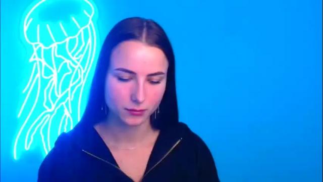 Image 12 of milly_liss Stream on Chaturbate on 4 months ago