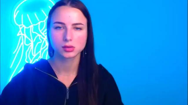 Image 8 of milly_liss Stream on Chaturbate on 4 months ago