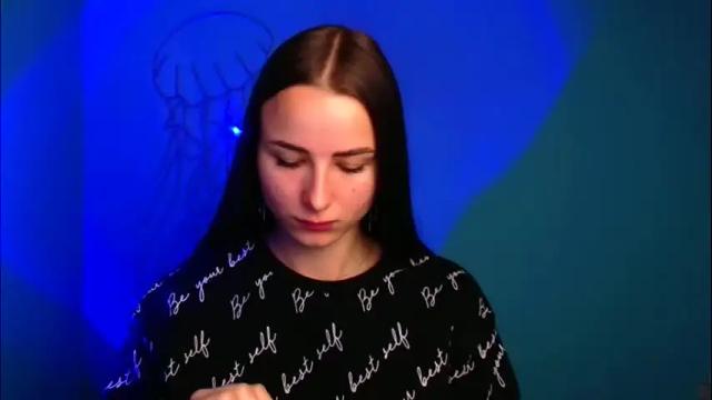 Image 3 of milly_liss Stream on Chaturbate on 3 months ago