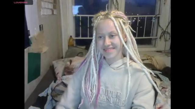 Image 4 of milly_meow Stream on Chaturbate on 20 months ago