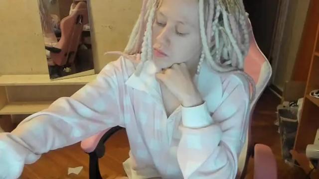 Image 11 of milly_meow Stream on Chaturbate on 19 months ago