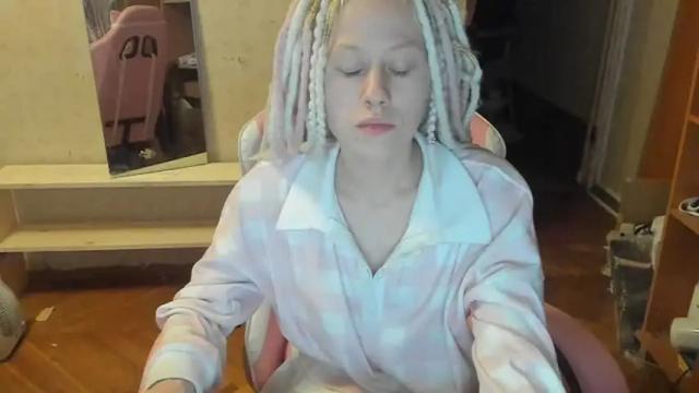Image 12 of milly_meow Stream on Chaturbate on 19 months ago