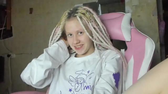 Image 10 of milly_meow Stream on Chaturbate on 18 months ago