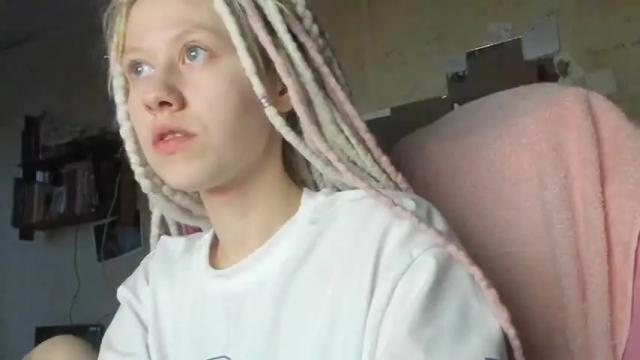 Image 3 of milly_meow Stream on Chaturbate on 18 months ago