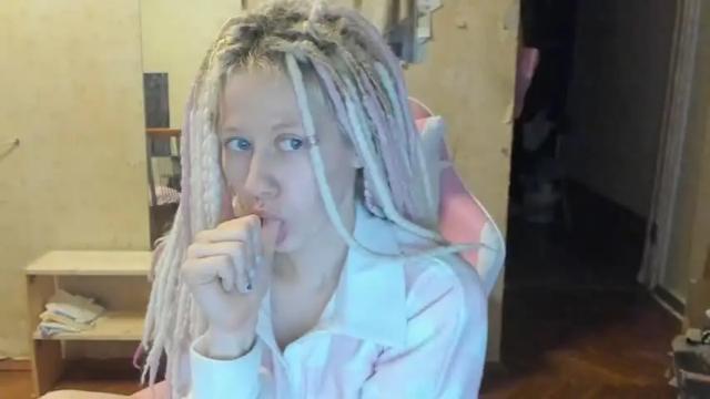 Image 10 of milly_meow Stream on Chaturbate on 18 months ago