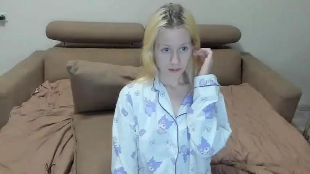 Image 11 of milly_meow Stream on Chaturbate on 18 months ago