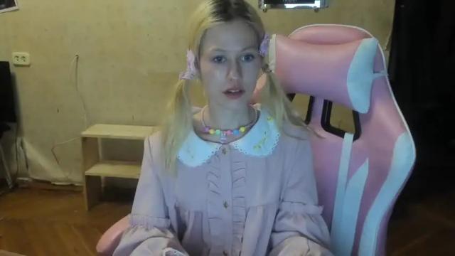 Image 10 of milly_meow Stream on Chaturbate on 17 months ago